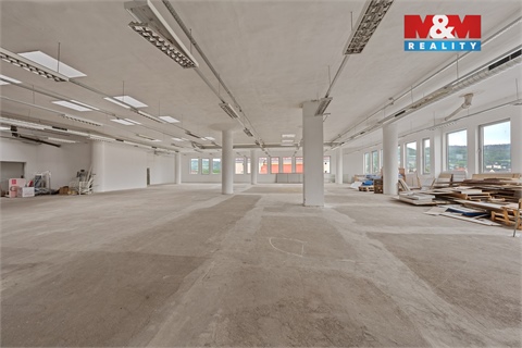 Pronájem obchodních prostor, 666 m² 2