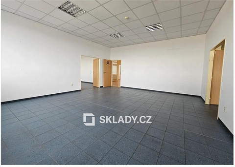 Pronájem skladu / haly, 714 m² 2