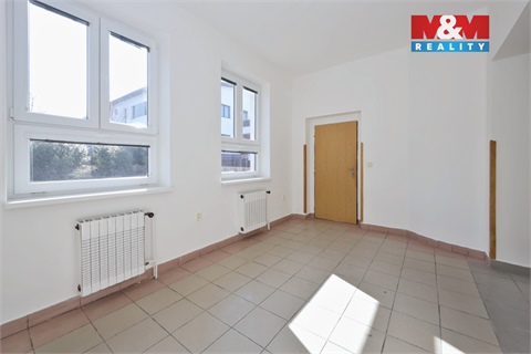Pronájem obchodních prostor, 80 m² - 2