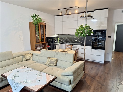 Prodej bytu 2kk, 64 m² 2