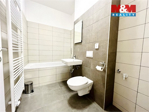 Pronájem bytu 1kk, 46 m² 2