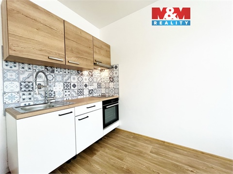 Pronájem bytu 1kk, 46 m² 0