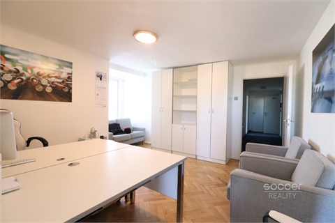 Pronájem kanceláře, 27 m² 6