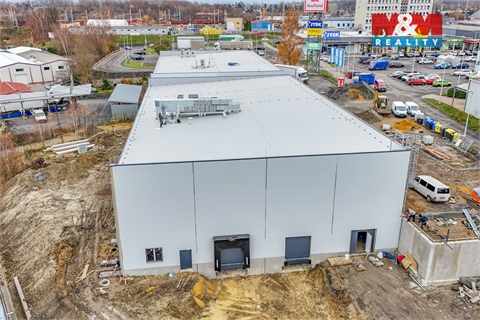 Pronájem skladu / haly, 2 200 m² - 2