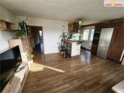 Pronájem bytu 3+1, 89 m² 0