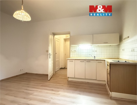 Pronájem bytu 1kk, 33 m² 0
