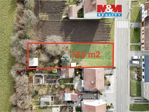 Prodej stavebního pozemku, 753 m² 0