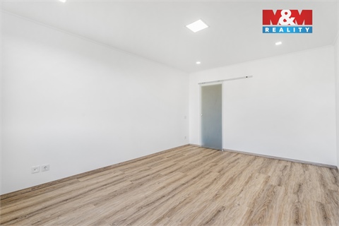 Prodej bytu 3+1, 60 m² - 18