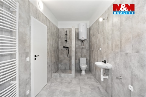 Prodej rodinného domu, 140 m² 10