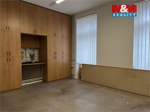 Pronájem skladu / haly, 200 m² 2