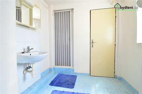 Prodej rodinného domu, 121 m² - 6