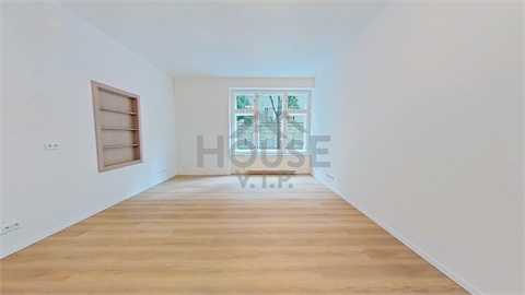 Prodej bytu 3kk, 105 m² 0