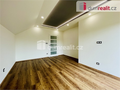 Prodej rodinného domu, 160 m² - 12