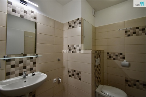 Pronájem bytu 1+1, 33 m² - 2