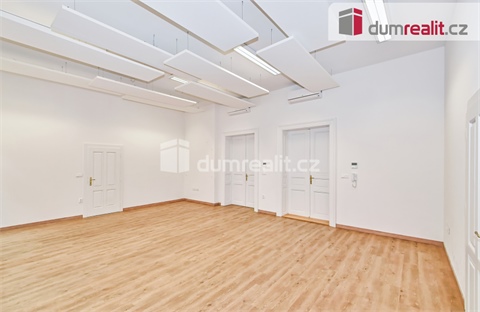Pronájem kanceláře, 113 m² 2