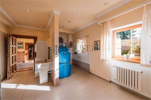 Prodej rodinného domu, 277 m² - 12