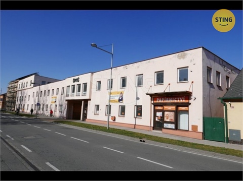 Pronájem skladu / haly, 605 m² 0