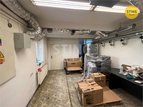 Pronájem skladu / haly, 86 m² - 2