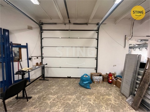 Pronájem skladu / haly, 86 m² 2