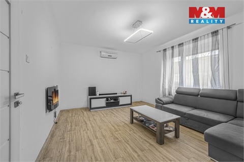 Prodej rodinného domu, 206 m² - 4