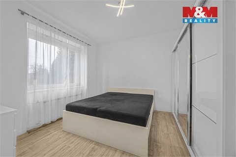 Prodej rodinného domu, 206 m² - 6