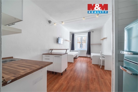 Pronájem bytu 1kk, 27 m² - 0