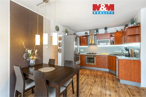 Prodej bytu 3kk, 78 m² 0