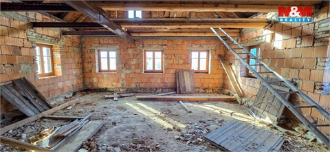 Prodej rodinného domu, 198 m² - 2