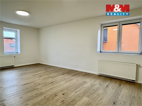 Pronájem bytu 3kk, 88 m² 4