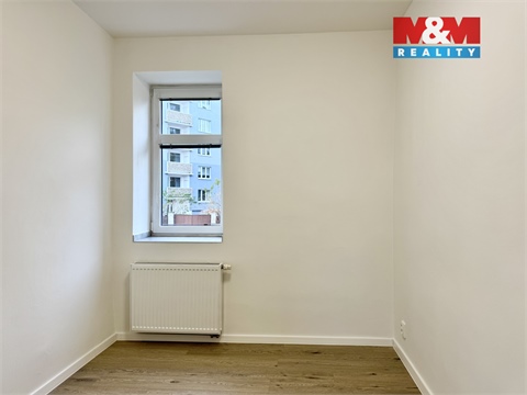 Pronájem bytu 3kk, 88 m² 10