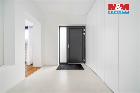 Prodej rodinného domu, 224 m² 24