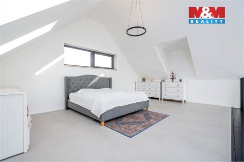 Prodej rodinného domu, 224 m² 16