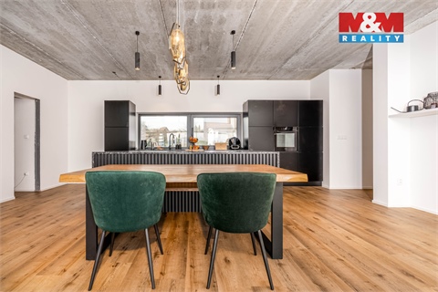 Prodej rodinného domu, 224 m² - 2