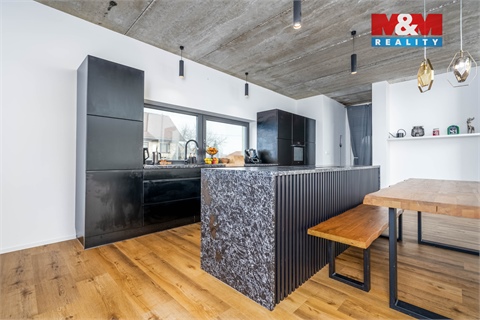 Prodej rodinného domu, 224 m² - 18