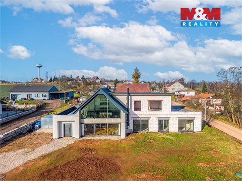 Prodej rodinného domu, 224 m² - 8