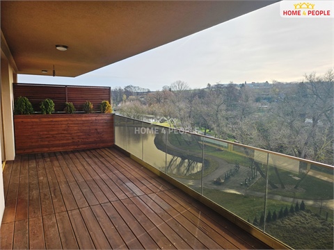 Pronájem bytu 2kk, 78 m² 8