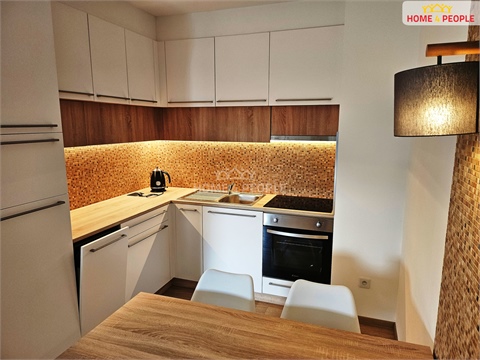 Pronájem bytu 2kk, 78 m² 18