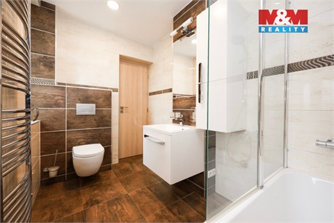 Prodej rodinného domu, 160 m² - 8