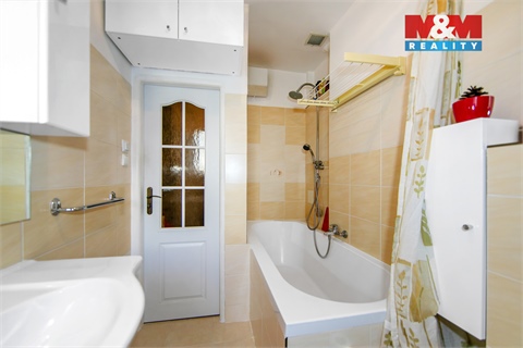 Prodej bytu 2+1, 63 m² 12