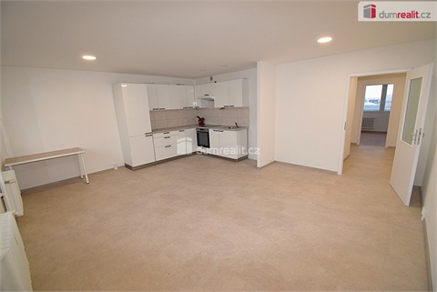 Pronájem bytu 3kk, 70 m² 0