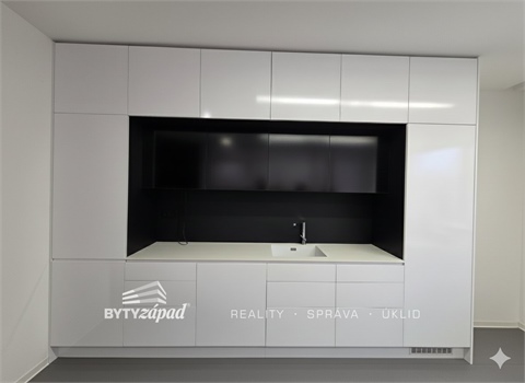 Pronájem komerčního objektu, 26 m² 6