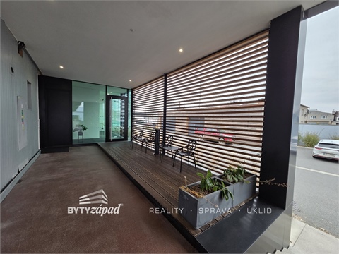 Pronájem komerčního objektu, 26 m² 14