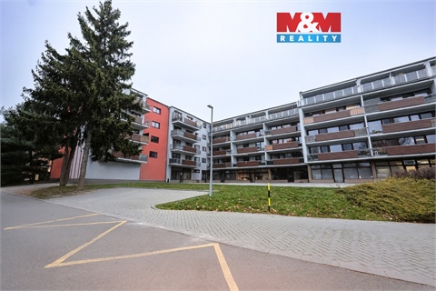 Prodej bytu 4kk, 141 m² 0