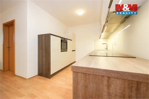 Prodej bytu 4kk, 141 m² - 4