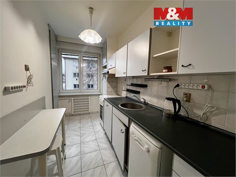 Pronájem bytu 3+1, 76 m² 0