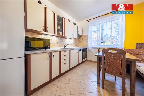 Prodej rodinného domu, 369 m² - 6