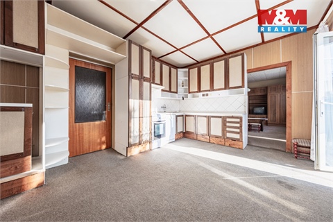 Prodej rodinného domu, 780 m² 2