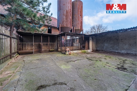 Prodej rodinného domu, 780 m² - 24