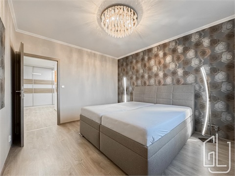 Prodej bytu 4kk, 141 m² - 6