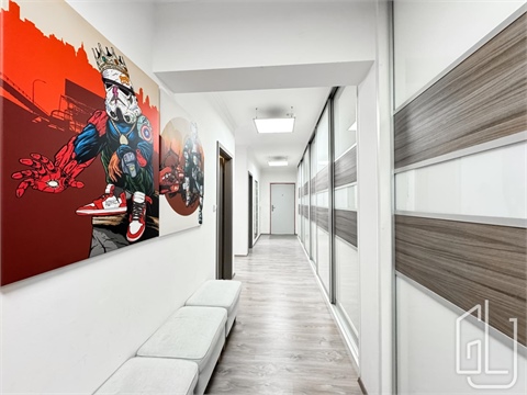 Prodej bytu 4kk, 141 m² 6